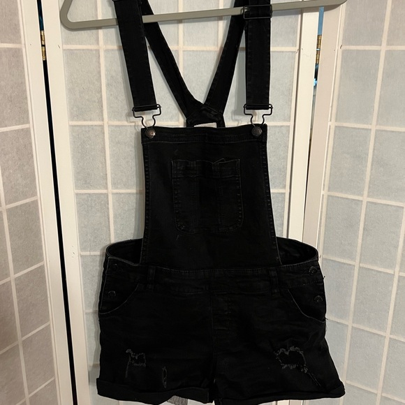 Distressed Overall Shorts - Picture 1 of 3